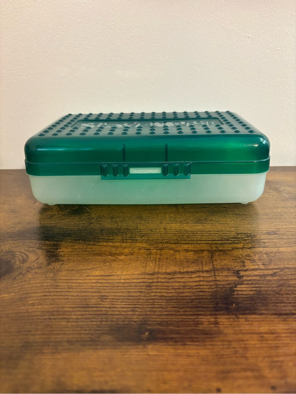 Vintage Spacemaker crayon box